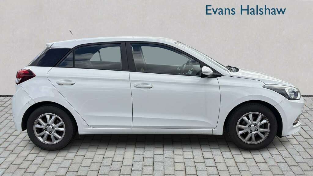 Hyundai I20 1.2 Se 2018 White #6