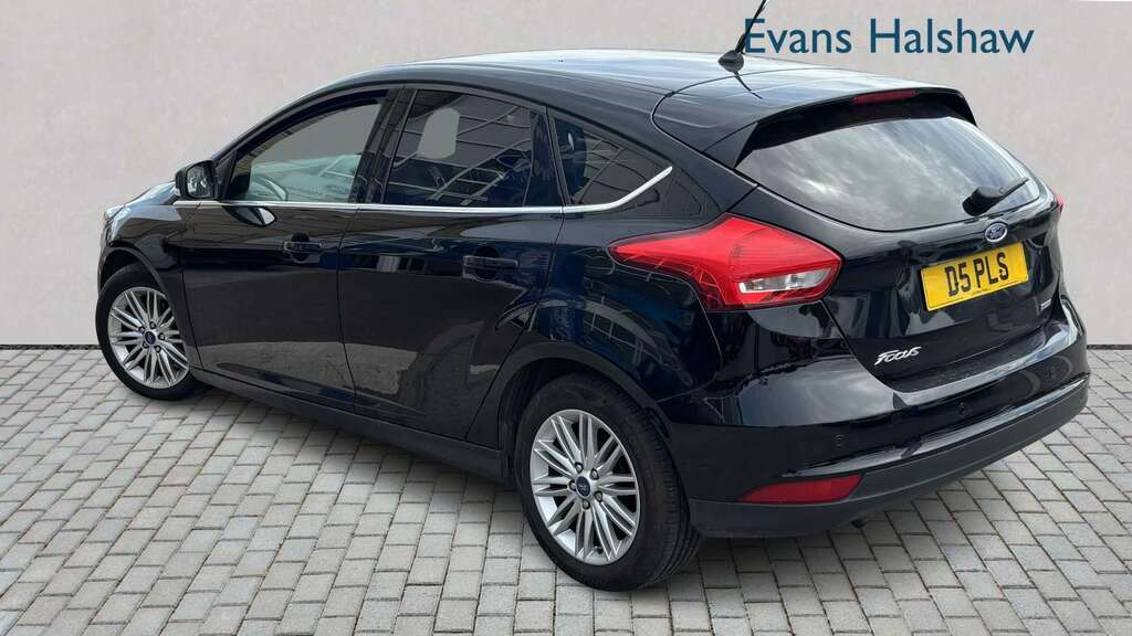 Ford Focus 1.0 Ecoboost 125 Zetec Edition 2017 Black #2