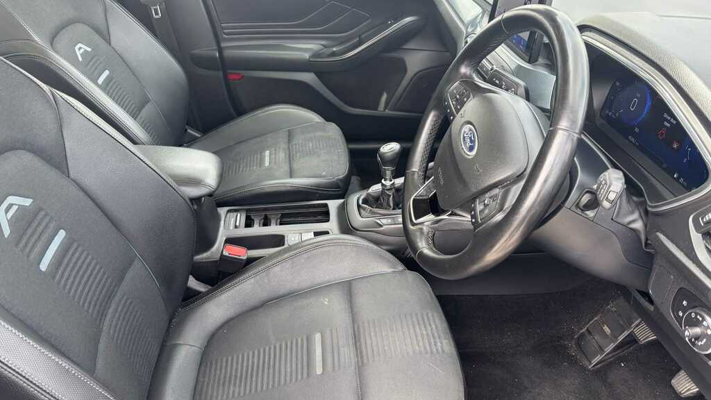 Ford Focus 1.0 Ecoboost Hybrid Mhev 125 Zetec Edition Red #5