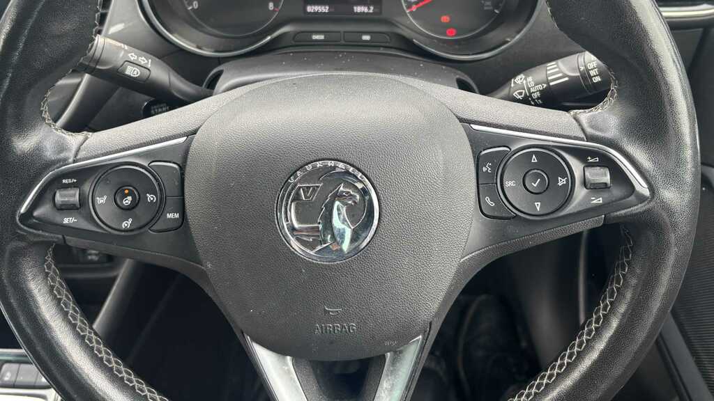 Vauxhall Crossland 1.2 Sri Edition White #10