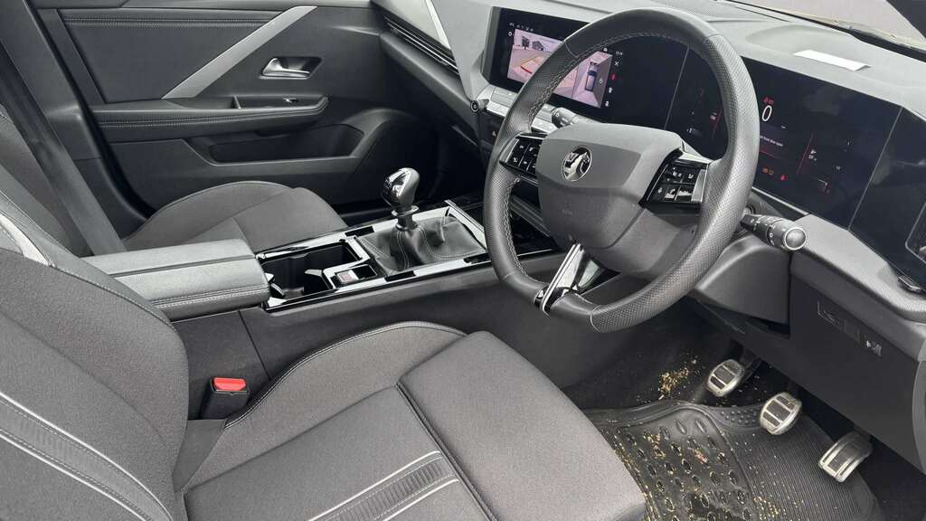 Vauxhall Astra 1.2 Turbo 130 Gs 2023 Grey #4