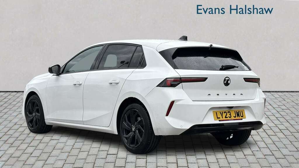 Vauxhall Astra 1.2 Turbo 130 Gs 2023 White #2
