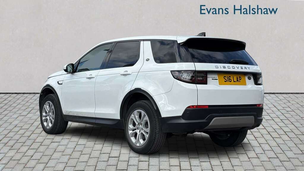 Land Rover Discovery Sport 2.0 D180 S 2019 White #2