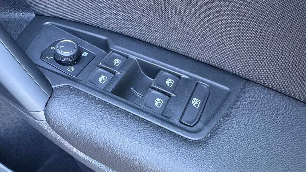 Volkswagen Tiguan R-line Grey #17