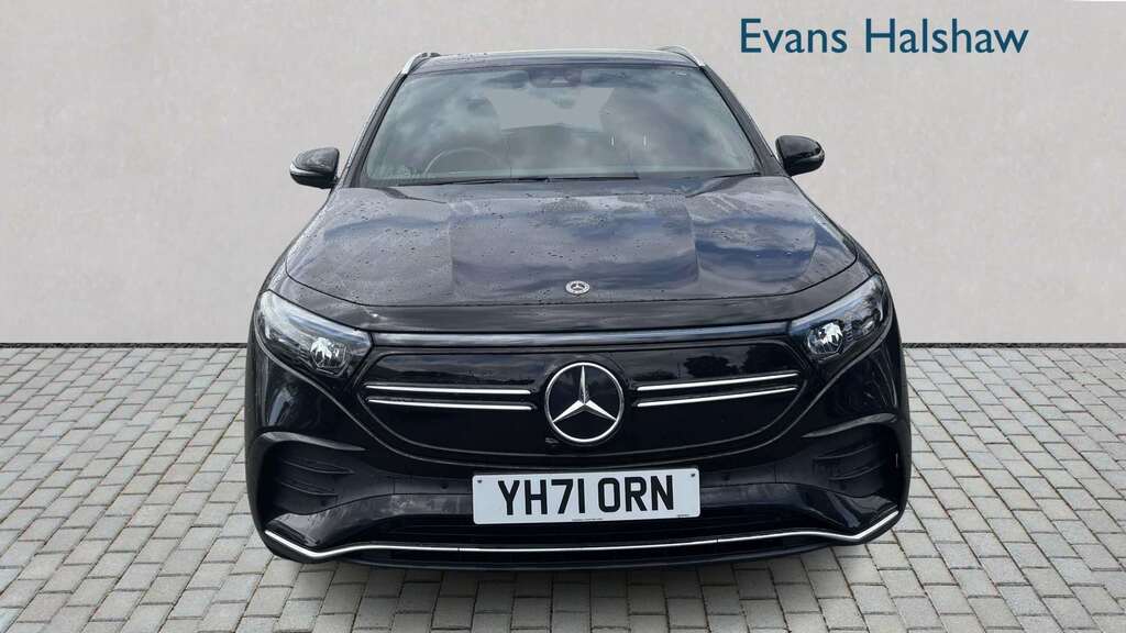 Mercedes-Benz EQA 300 4Matic 168Kw Amg Line 66.5Kwh 2022 Black #3