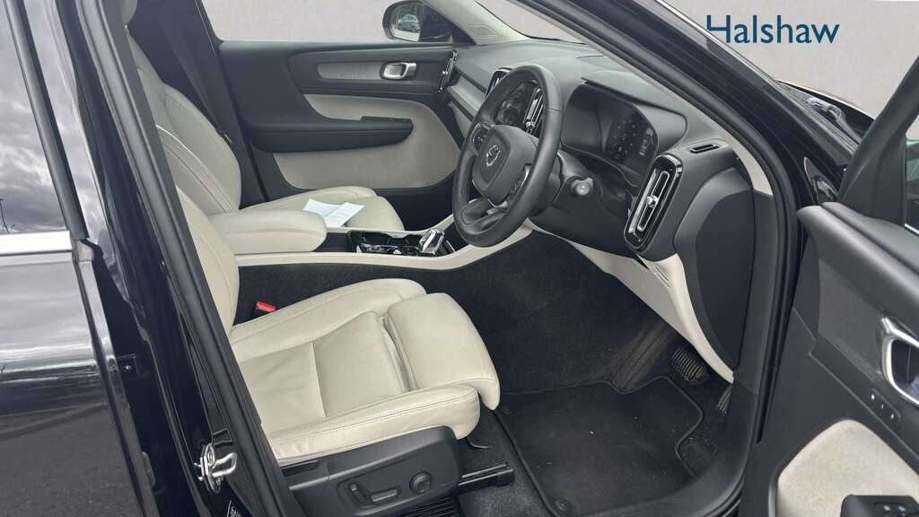 Volvo XC40 1.5 T5 Recharge Phev Inscription Pro 2021 Black #5