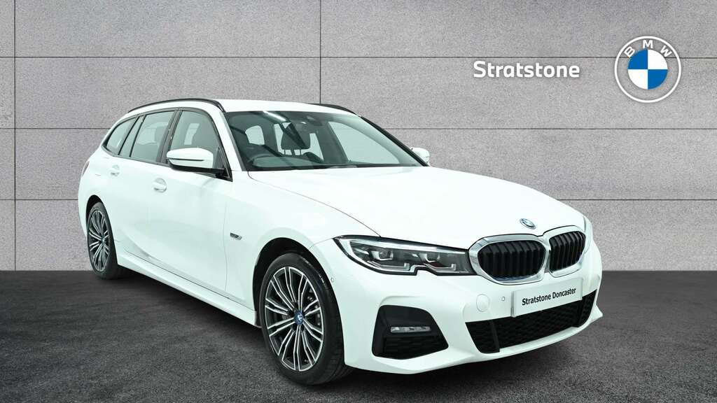 BMW 3 Series 330E M Sport Step 2022 White