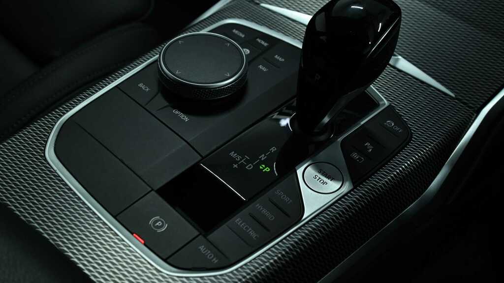 BMW 3 Series 330E M Sport Touring Grey #18