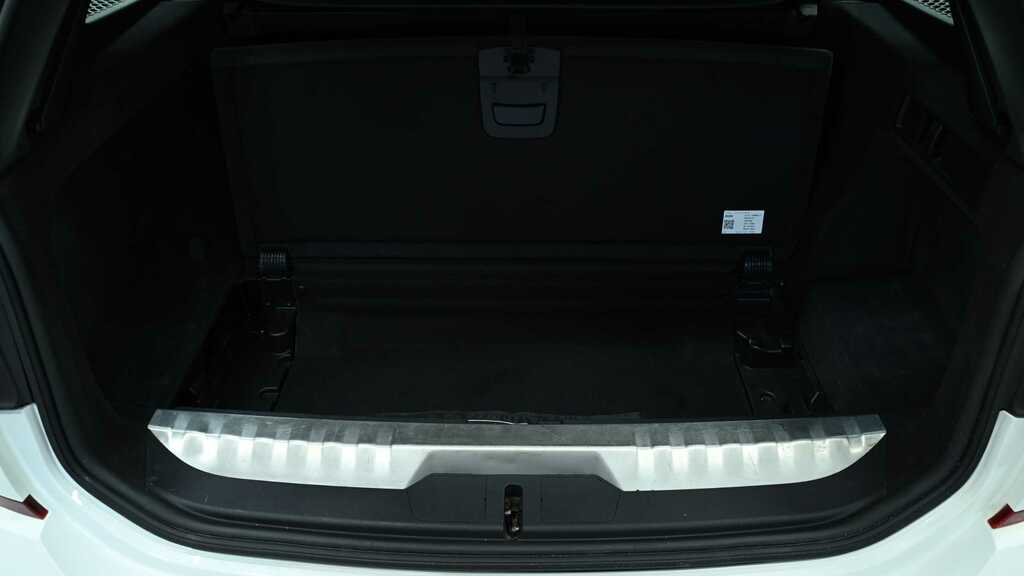 BMW 3 Series 330E M Sport Touring Grey #24