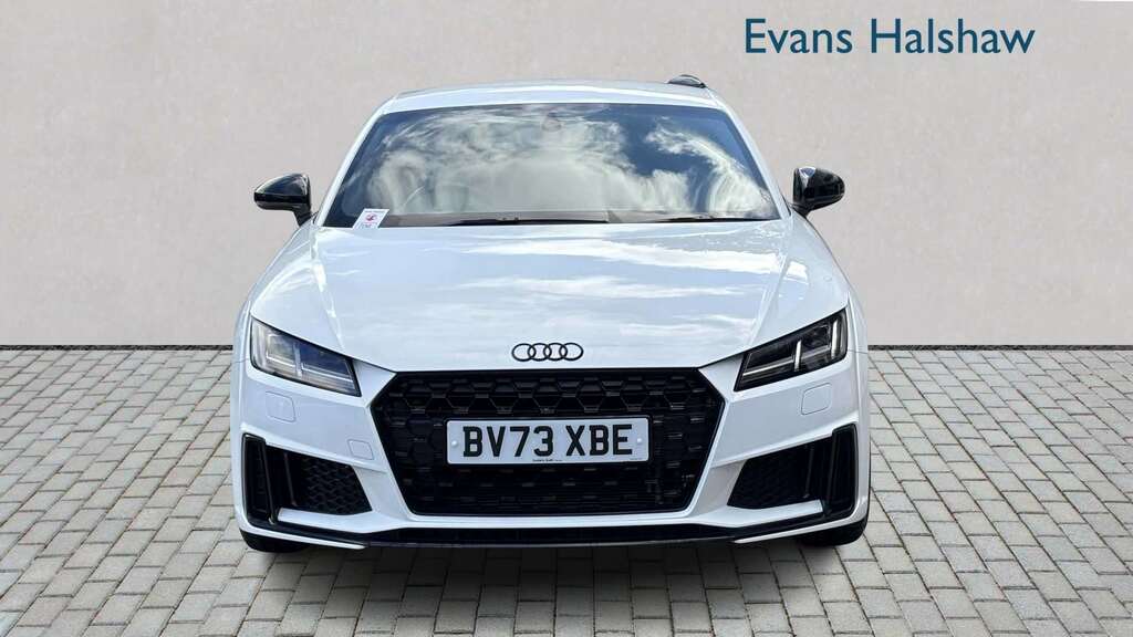 Audi TT 40 Tfsi Black Edition S Tronic 2023 White #5