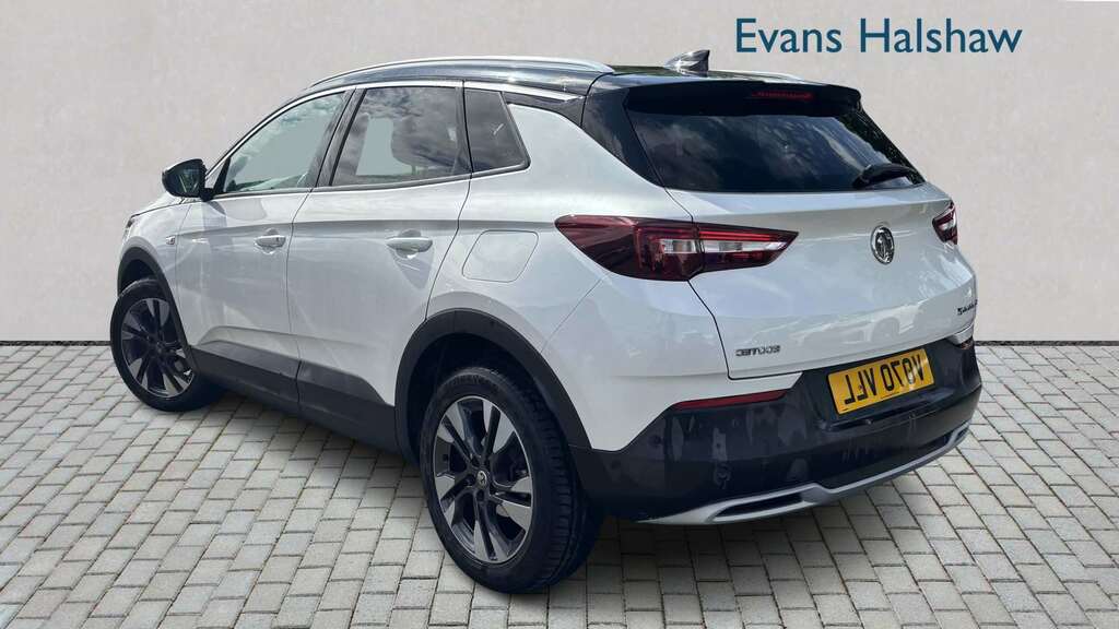 Vauxhall Grandland X 1.2 Turbo Sri Nav 2020 White #2