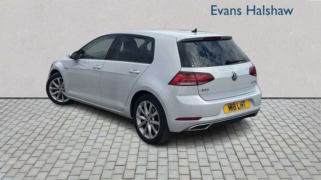 Volkswagen Golf Gte Advance 1.4 Tsi 204Ps 6-Speed Dsg White #2