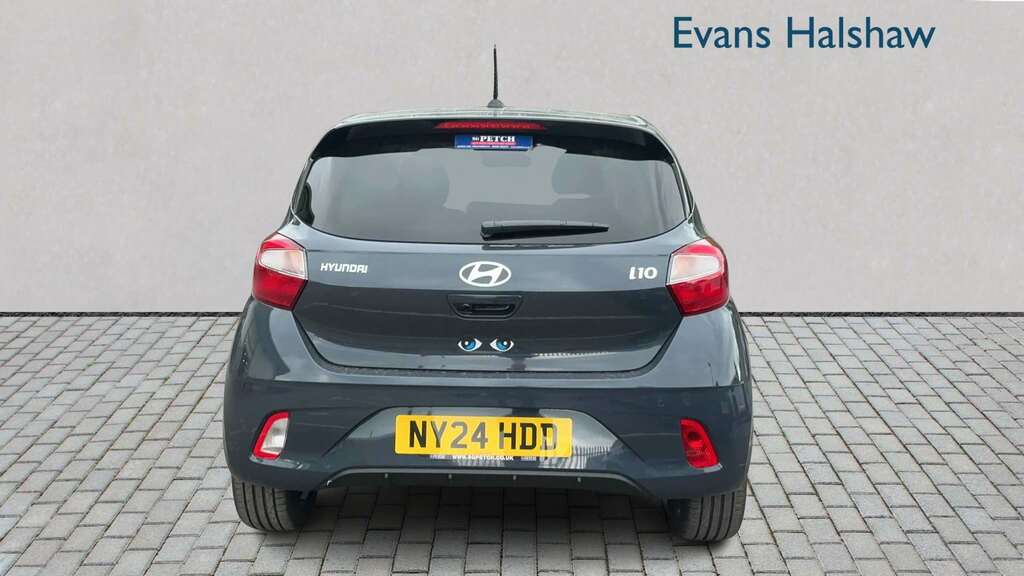 Hyundai I10 1.0 63 Premium Nav 2024 Grey #5