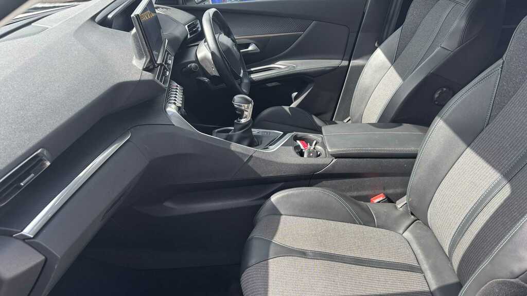 Peugeot 5008 1.2 Puretech Allure #8