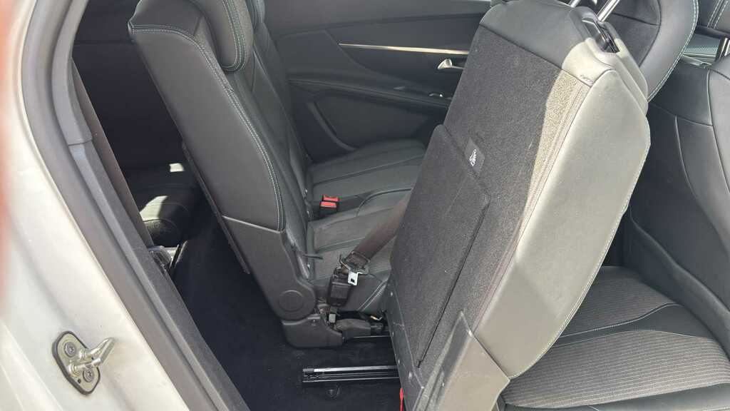 Peugeot 5008 1.2 Puretech Allure #31
