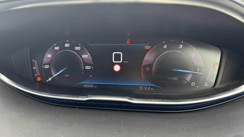 Peugeot 5008 1.2 Puretech Allure #28
