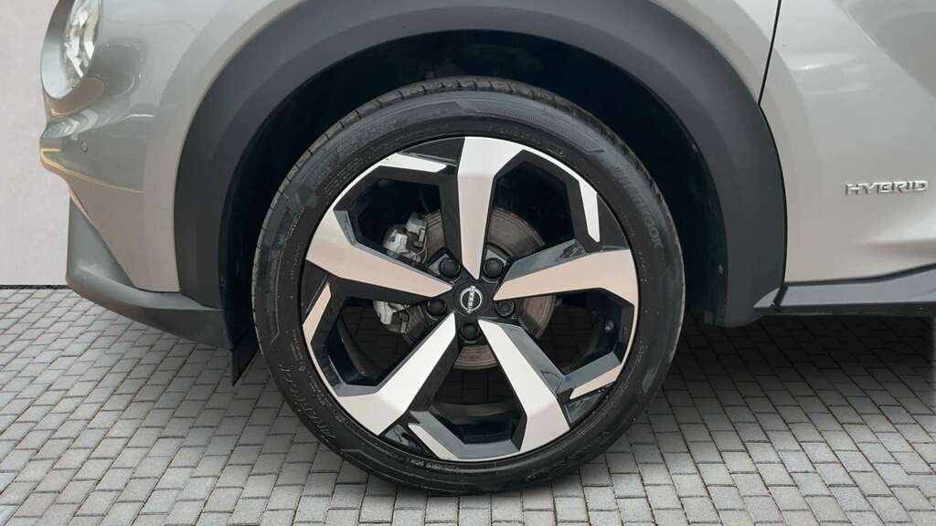 Nissan Juke 1.6 Hybrid Tekna 2023 Silver #6