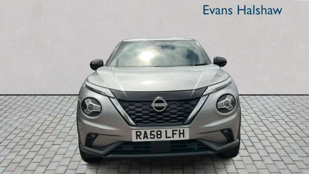 Nissan Juke 1.6 Hybrid Tekna 2023 Silver #4