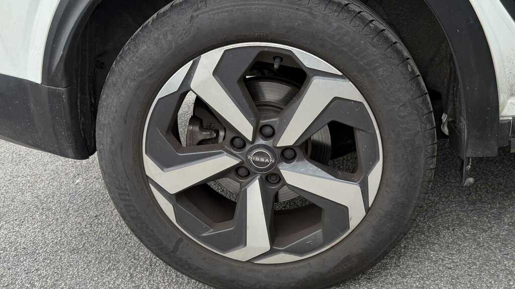 Nissan Qashqai 1.3 Dig-t Mh Tekna Hatchback Grey #9