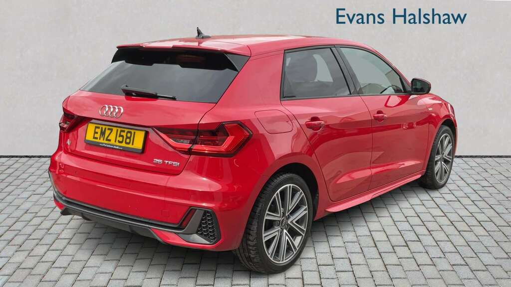 Audi A1 Audi Sportback 30 Tfsi Sport S Tronic Black #2