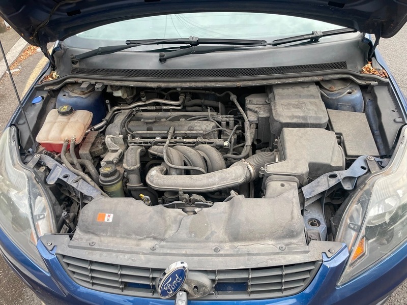 Ford Focus Zetec 5-Door Cambeltwater Pump Replaced Red #4