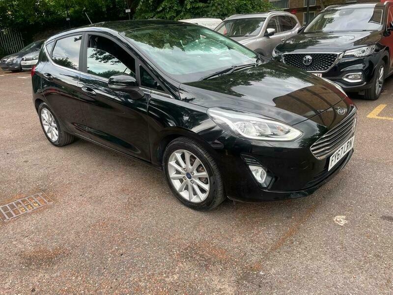 Ford Fiesta 1.0T Ecoboost Titanium Hatchback Black #2