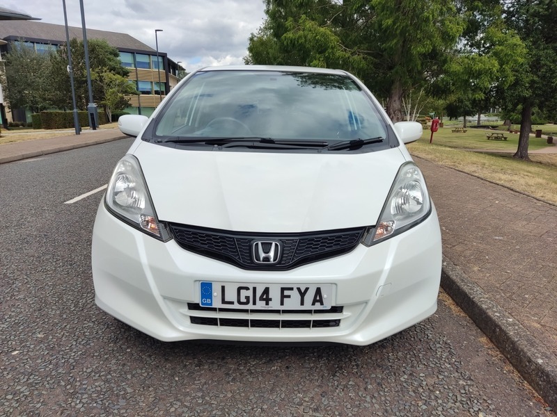 Honda Jazz 1.4 I-vtec Es Plus White #2