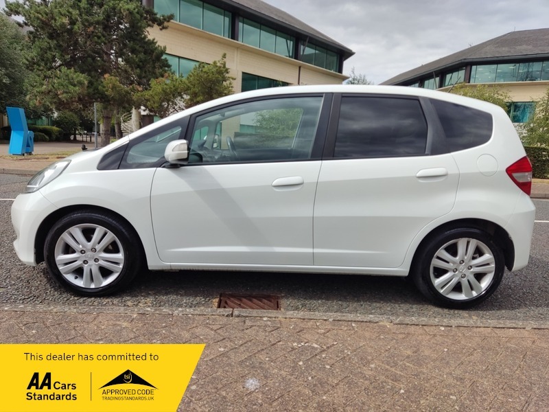 Honda Jazz 1.4 I-vtec Es Plus White #4