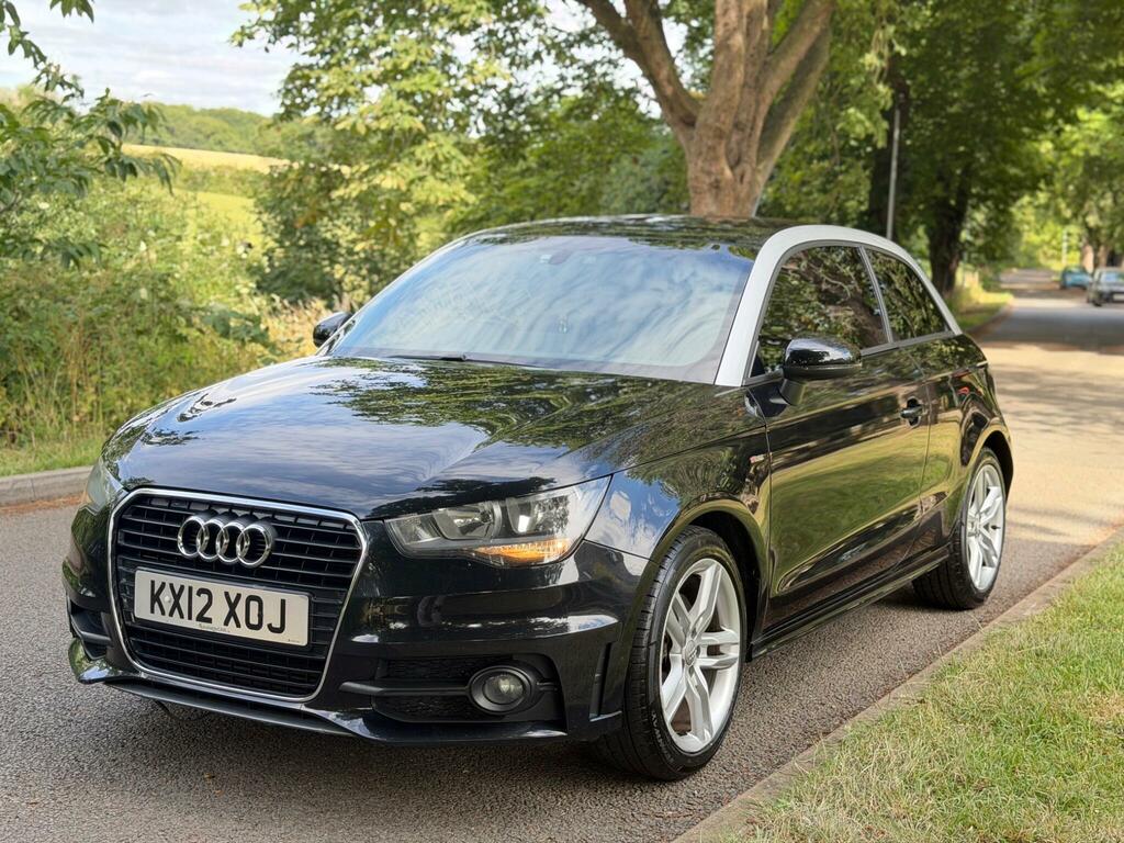 Audi A1 1.6 Tdi S Line Euro 5 Ss Black #4