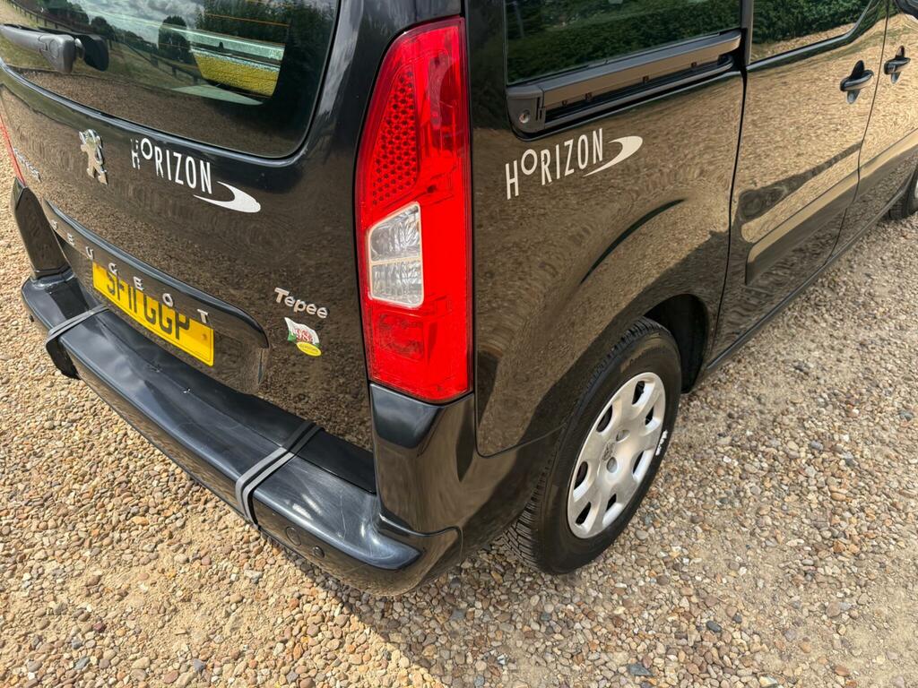 Peugeot Partner Tepee Tepee 1.6 Hdi 8V Tepee Outdoor Red #22
