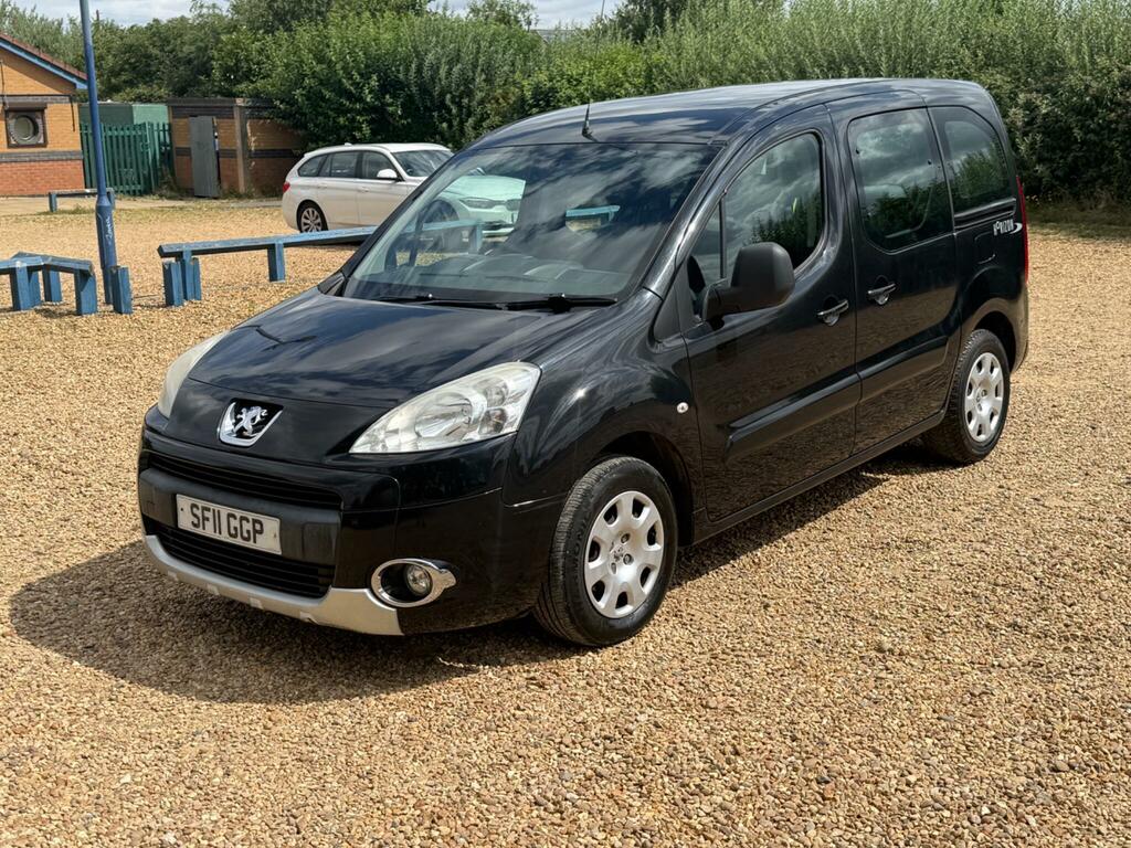 Peugeot Partner Tepee Tepee S Black #5