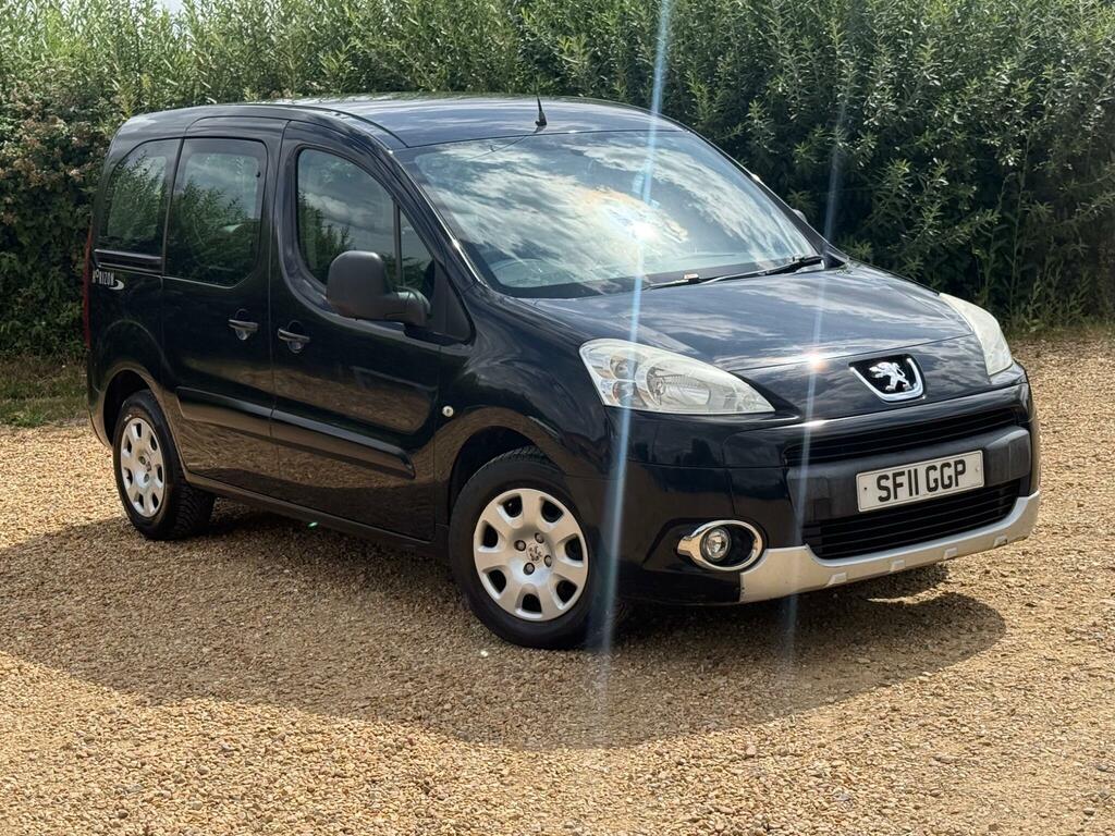 Peugeot Partner Tepee Tepee S Black #2