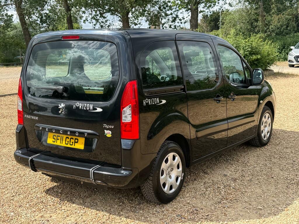 Peugeot Partner Tepee Tepee 1.6 Hdi 8V Tepee Outdoor Red #9
