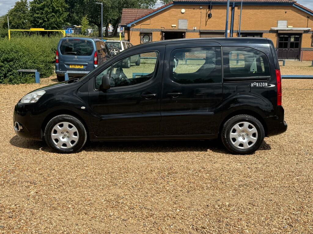 Peugeot Partner Tepee Tepee S Black #6