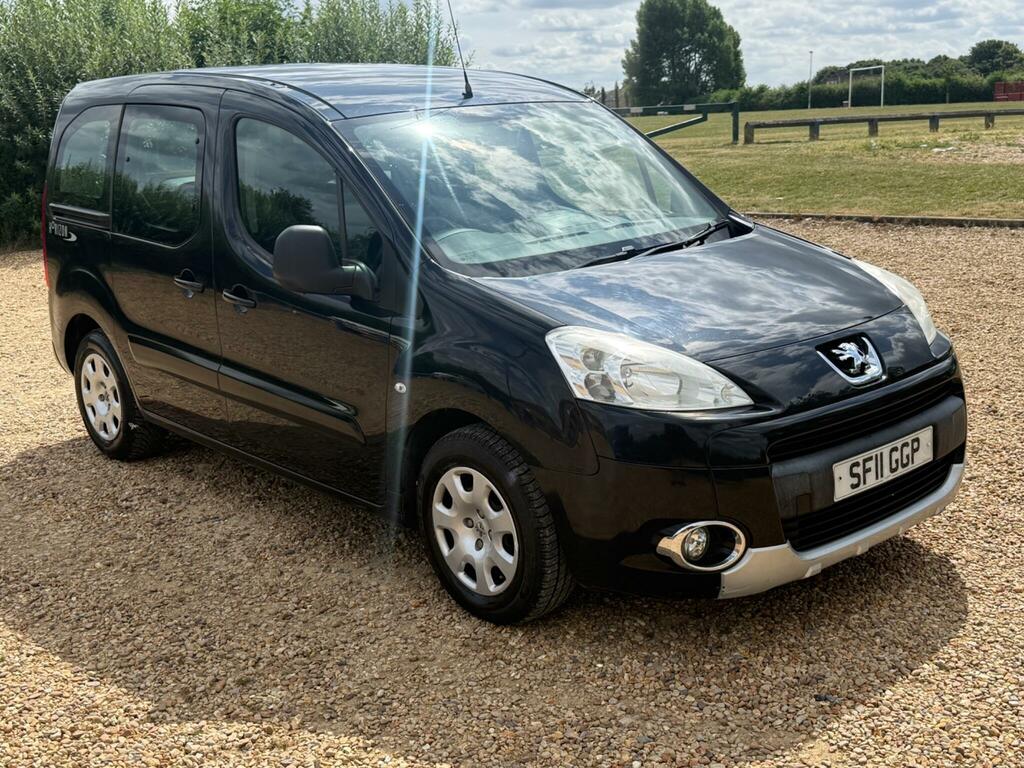 Peugeot Partner Tepee Tepee S Black #3