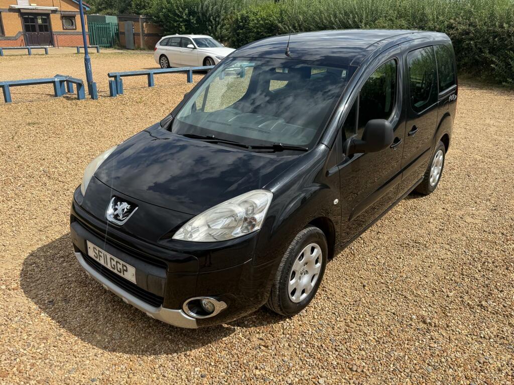 Peugeot Partner Tepee Tepee 1.6 Hdi 8V Tepee Outdoor Red #14