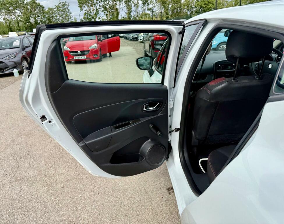 Renault Clio 1.5 Turbo Dci, Dynamique Medianav, Free R Grey #31