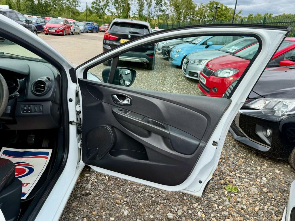 Renault Clio 1.5 Turbo Dci, Dynamique Medianav, Free R Grey #33