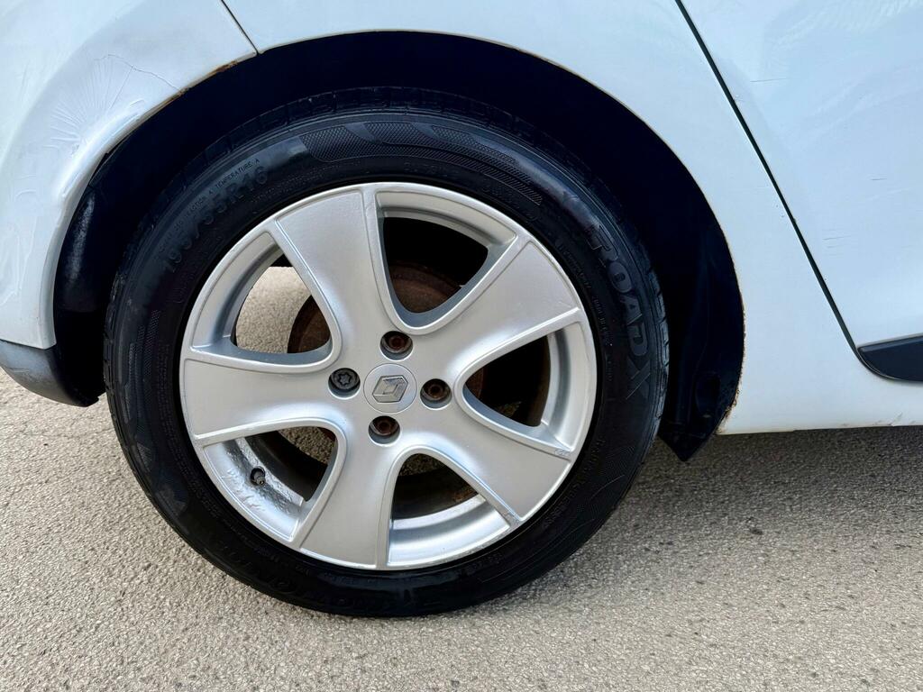 Renault Clio 1.5 Turbo Dci, Dynamique Medianav, Free R Grey #37