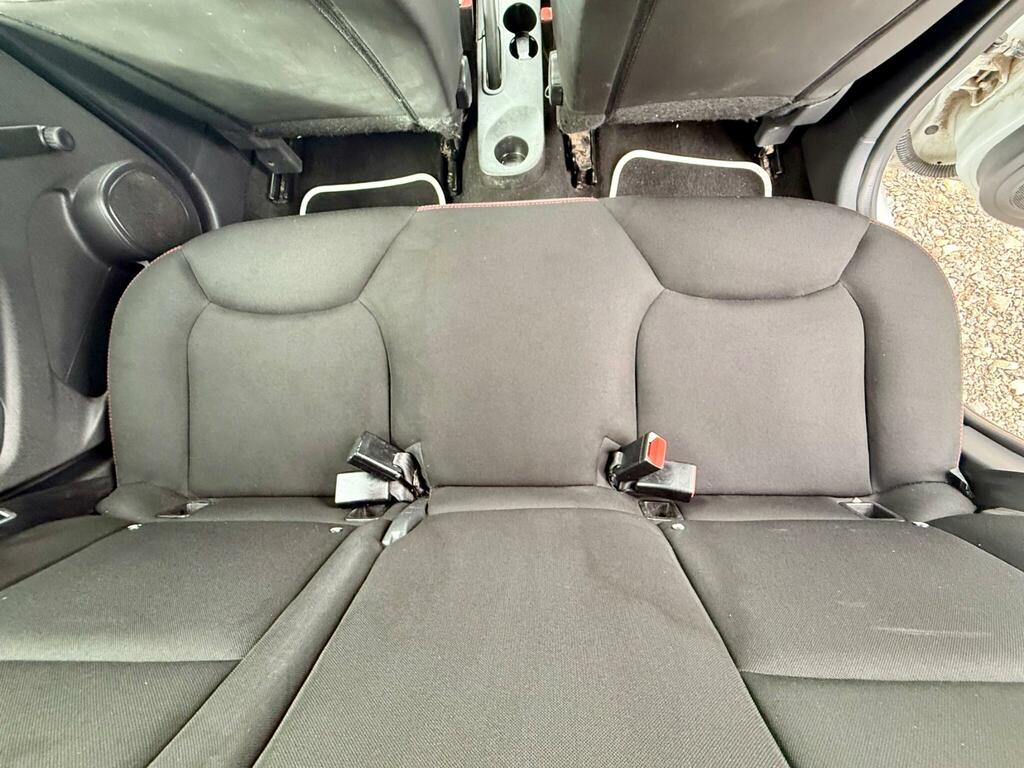 Renault Clio 1.5 Turbo Dci, Dynamique Medianav, Free R Grey #25