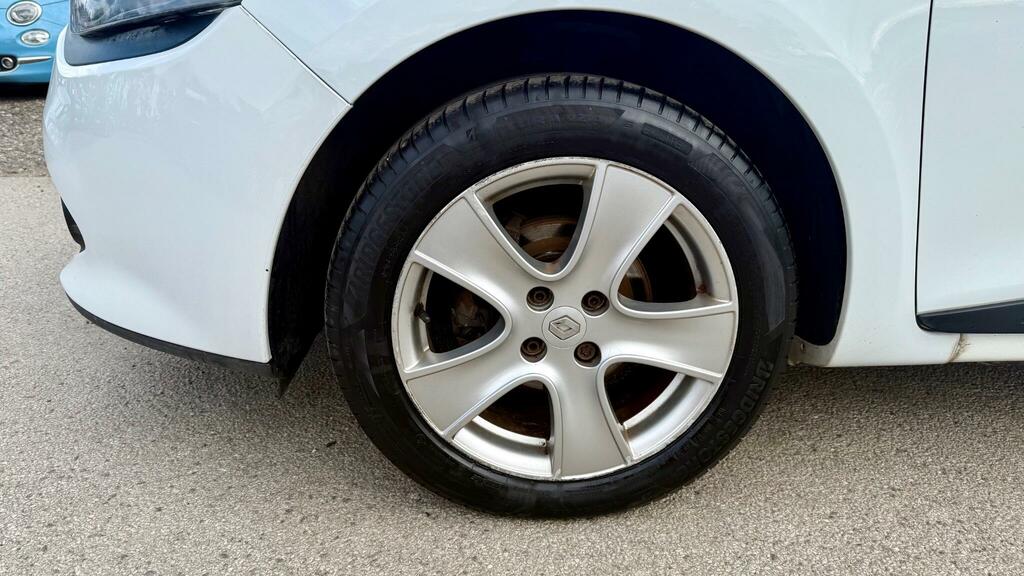 Renault Clio 1.5 Turbo Dci, Dynamique Medianav, Free R Grey #36