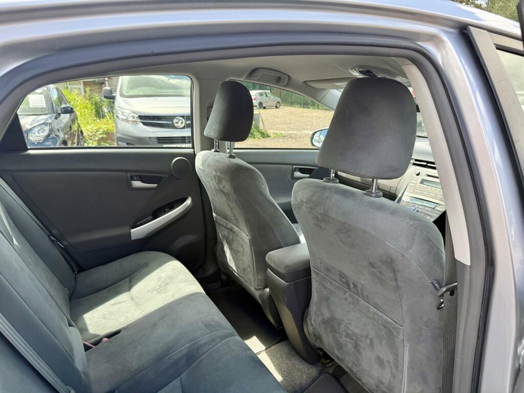 Toyota Prius Prius T4 Vvt-i Silver #25