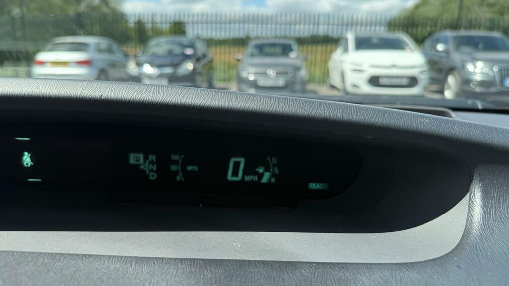 Toyota Prius Prius T4 Vvt-i Silver #51