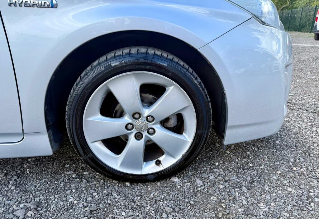 Toyota Prius Prius T4 Vvt-i Silver #37