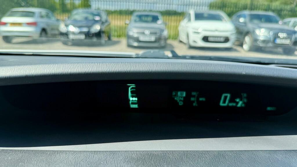 Toyota Prius Prius T4 Vvt-i Silver #50