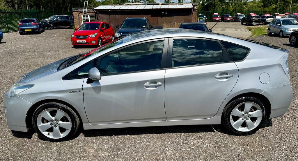 Toyota Prius Prius T4 Vvt-i Silver #10