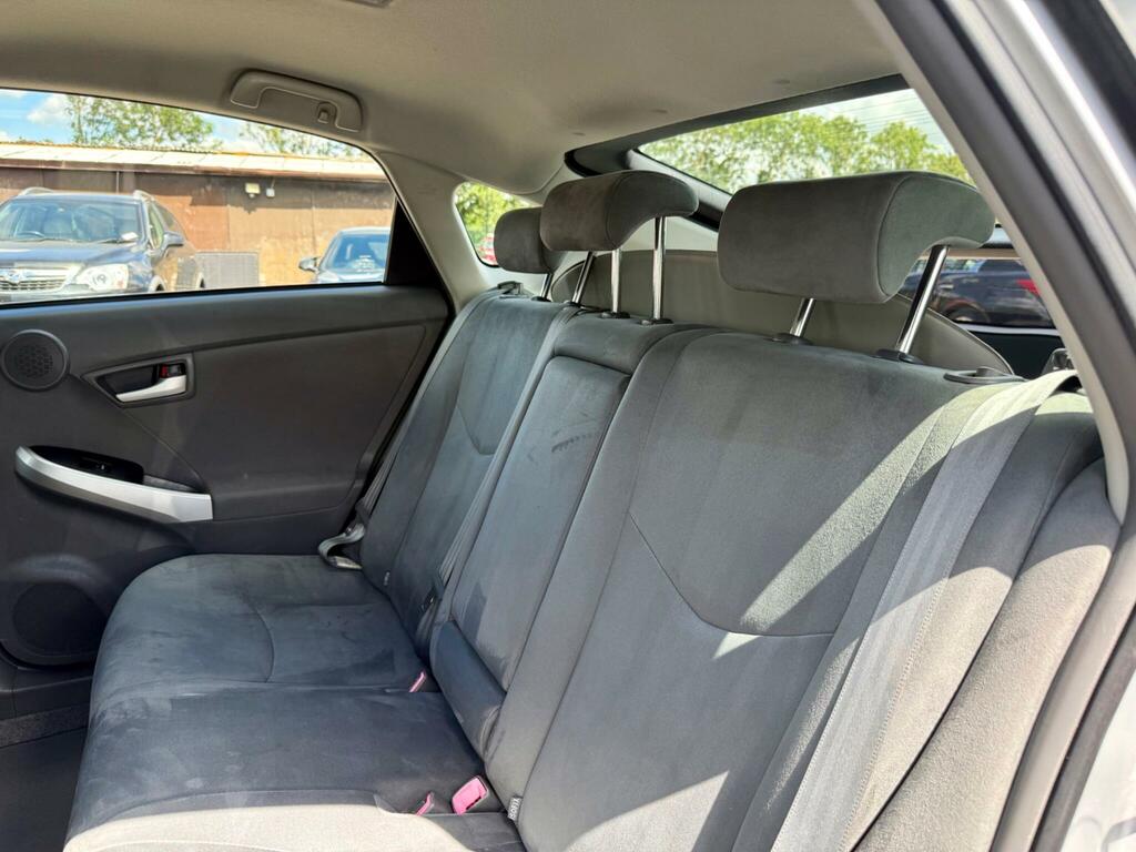 Toyota Prius Prius T4 Vvt-i Silver #24