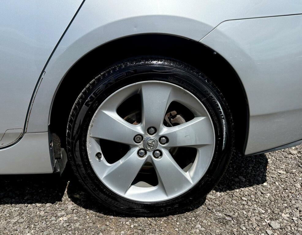 Toyota Prius Prius T4 Vvt-i Silver #40