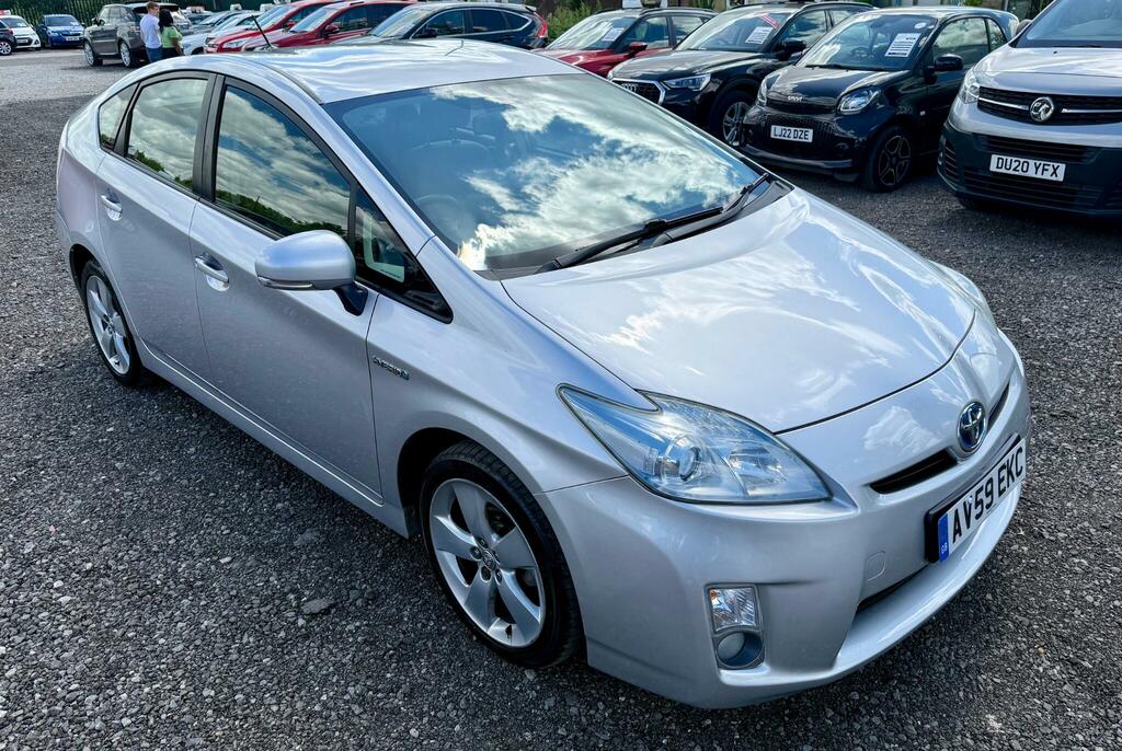 Toyota Prius T4 Silver #5
