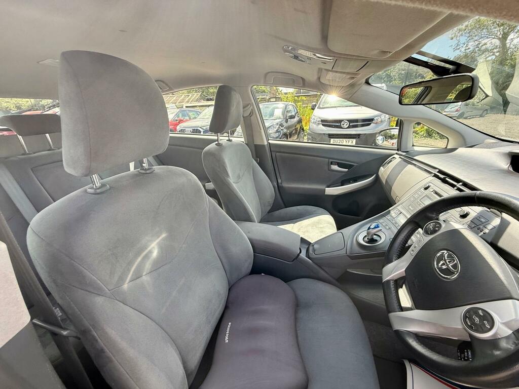 Toyota Prius Prius T4 Vvt-i Silver #20